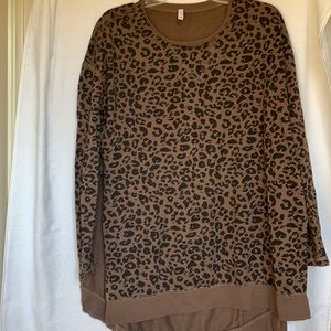 Z Supply sweatshirt Small. Brown & black mild wear